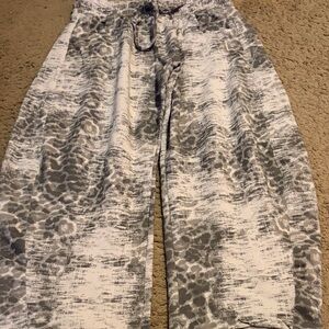 Urban Outfitters White and Grey Leopard Barrel Pants
